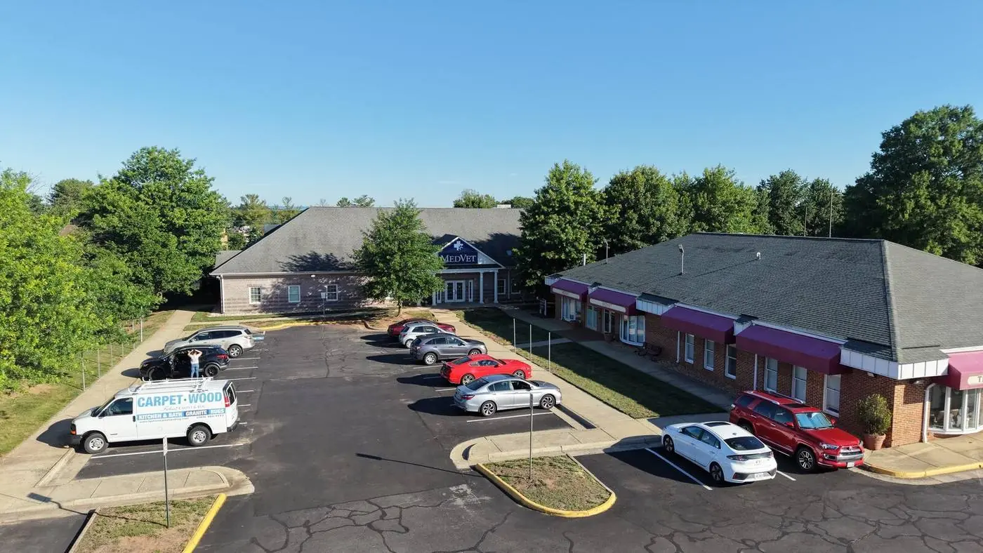 Aerial exterior commercial real estate photography of a retail and office plaza, Richmond VA